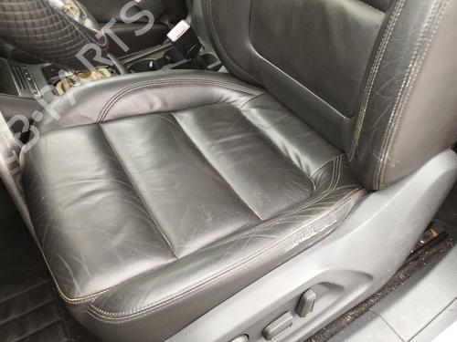 Used Left front seat Left front seat 39113858 39113858