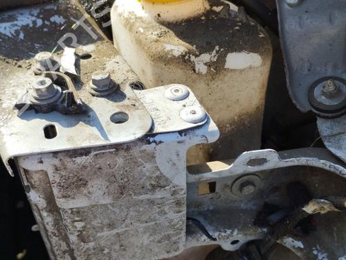 windscreen-washer-tank-renault-twingo-iii-bcm_-bca_-2014-36282270 main image