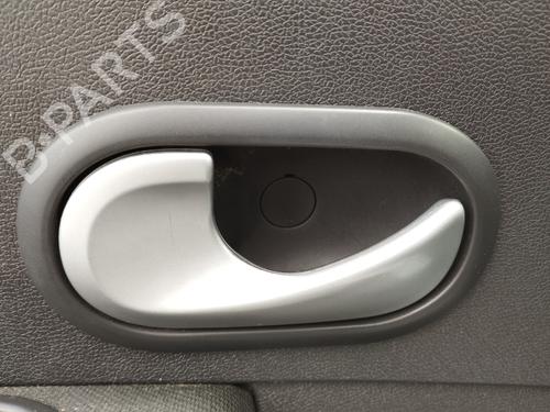 Used Front left interior door handle RENAULT CLIO III Grandtour (KR0/1_) 1.2 16V (103 hp) 27504843