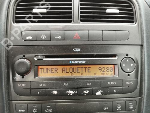 Used Radio Radio FIAT GRANDE PUNTO (199_) 1.3 D Multijet (75 hp) 32854641 32854641