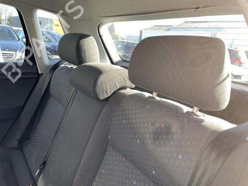 Used Headrest VW POLO (9N_, 9A_) 1.2 12V (64 hp) 27051926