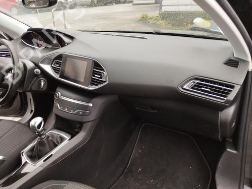 Used Dashboard Dashboard PEUGEOT 308 II (LB_, LP_, LW_, LH_, L3_) 1.5 BlueHDi 130 (131 hp) 30938885 30938885