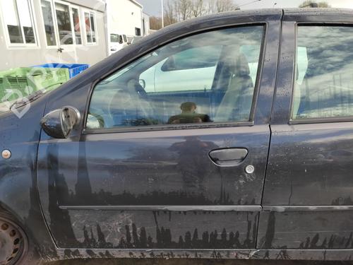 Used Front left exterior door handle Front left exterior door handle FIAT PUNTO (188_) 1.2 60 (188.030, .050, .130, .150, .230, .250) (60 hp) 27064876 27064876