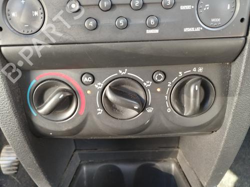 Used Heater blower motor Heater blower motor RENAULT CLIO II (BB_, CB_) [1998-2016] 32773216 32773216