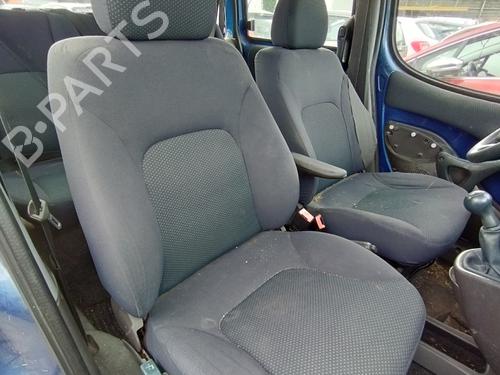 Right front seat FIAT DOBLO Box Body/MPV (223_) 1.9 D (223ZXB1A) 47303742