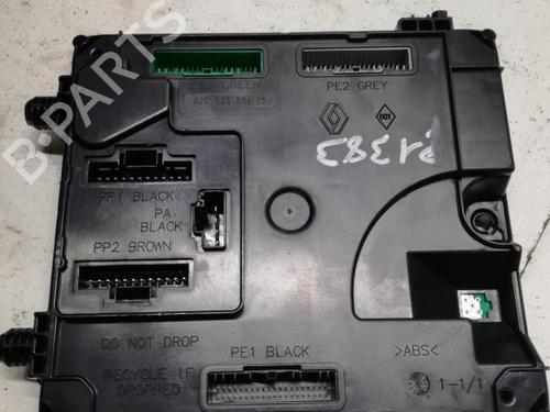 Used Fuse box Fuse box RENAULT LAGUNA III (BT0/1) 1.5 dCi (BT00, BT0A, BT0T, BT1J) (110 hp) 27061605 27061605