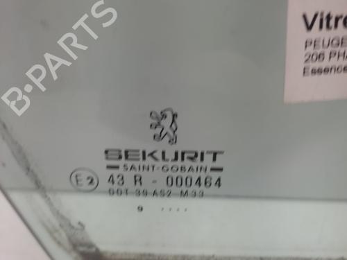 Used Front right door window Front right door window 36679798 36679798