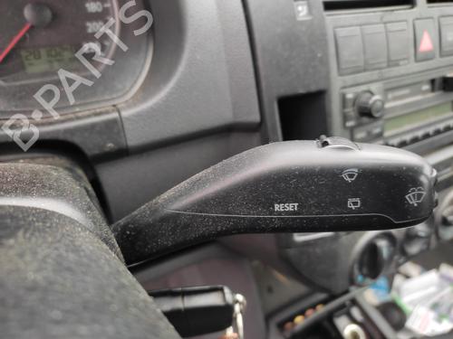 Used Steering column stalk VW POLO (9N_, 9A_) 1.2 12V (64 hp) 27062127