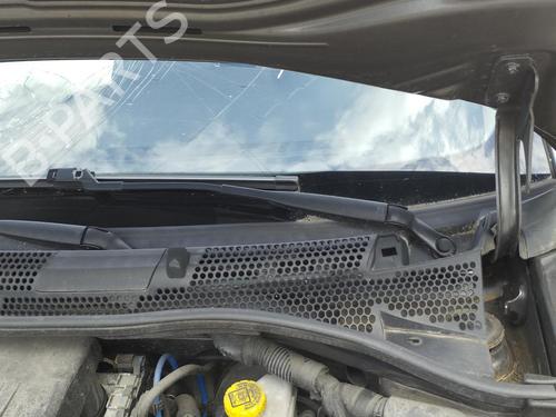 Used Front windshield wiper arm FIAT 500 (312_) 1.2 (312AXA1A) (69 hp) 27071367