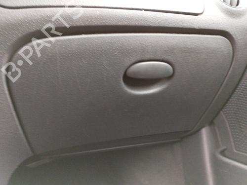 Used Glove box CITROËN C2 (JM_) 1.1 (60 hp) 27046642