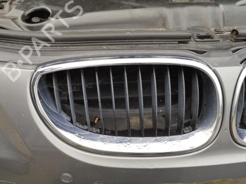 Used Grille BMW 5 Touring (E61) 525 i (192 hp) 28692557