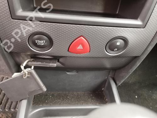 Used Warning switch RENAULT MEGANE II Estate (KM0/1_) 1.9 dCi (KMRG, KM1G, KM0G, KM2C) (120 hp) 27058897