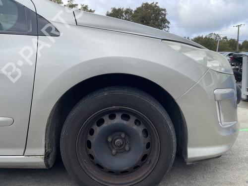 Used Right front fenders PEUGEOT 308 I (4A_, 4C_) 1.6 HDi (109 hp) 29958188