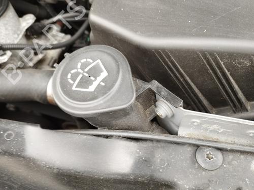 Used Windscreen washer tank BMW 5 Touring (E61) 525 i (192 hp) 29550919