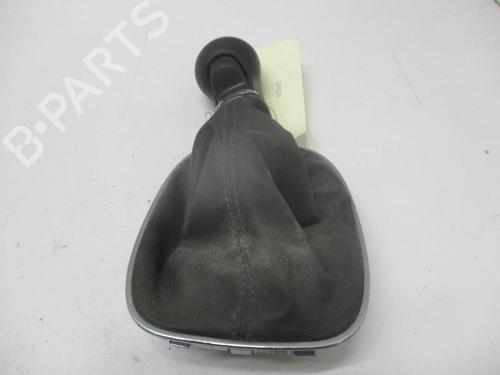 Used Shift knob Shift knob OPEL CORSA D (S07) 1.3 CDTI (L08, L68) (75 hp) 27056273 27056273