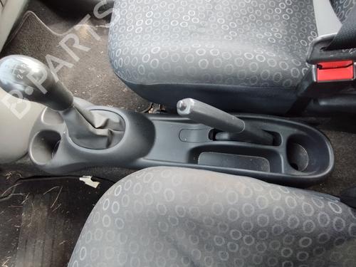 Console central TOYOTA YARIS (_P1_) 1.0 (SCP10_, SCP10R) (65 hp) 32133173