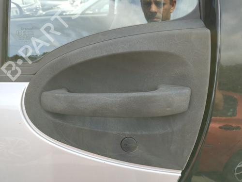 Used Front left exterior door handle SMART FORTWO Coupe (451) 1.0 (451.331, 451.380) (71 hp) 28545770