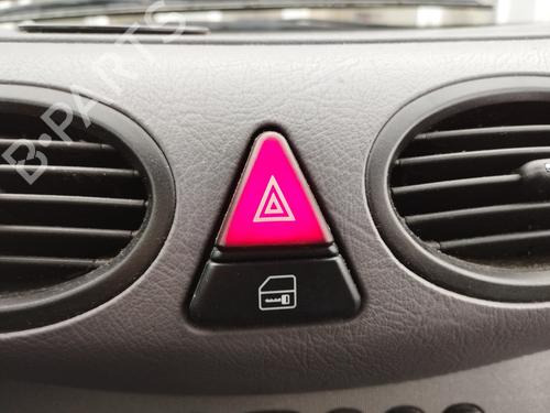 Used Warning switch Warning switch MERCEDES-BENZ A-CLASS (W168) A 170 CDI (168.009, 168.109) (95 hp) 30169710 30169710