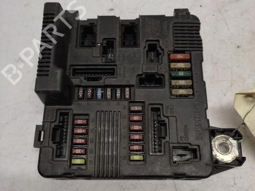 Fuse box RENAULT SCÉNIC II (JM0/1_) 1.6 (JM0C, JM0J, JM1B) | BP27057764E1 - Image 3