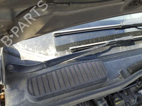 Used Front windshield wiper arm FORD C-MAX II (DXA/CB7, DXA/CEU) 1.6 TDCi (95 hp) 27084198