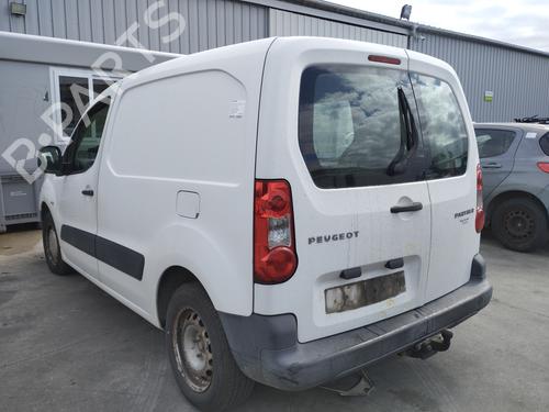 Wheel arch PEUGEOT PARTNER Box Body/MPV 1.6 HDi | BP27593064C56