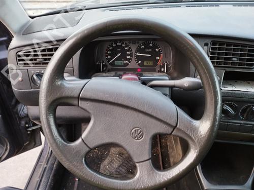 Used Steering wheel VW GOLF III (1H1) 1.9 TDI (90 hp) 30149656