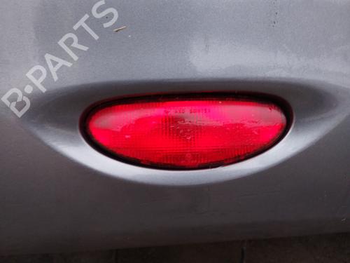 Feu de brouillard arrière PEUGEOT 206 Hatchback (2A/C) 1.4 i (75 hp) 30752925