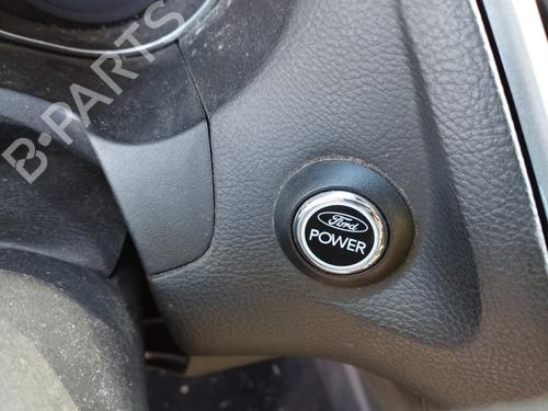 switch-ford-focus-iii-turnier-2010-2011-2012-2013-2014-2015-2016-2017-2018-2019-2020-33544880 main image