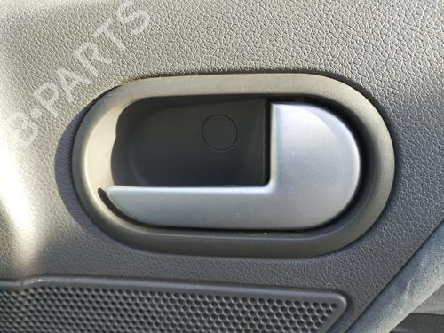 Używane Klamka wewnętrzna drzwi przednich prawych FORD FUSION (JU_) 1.6 (100 hp) 30903821