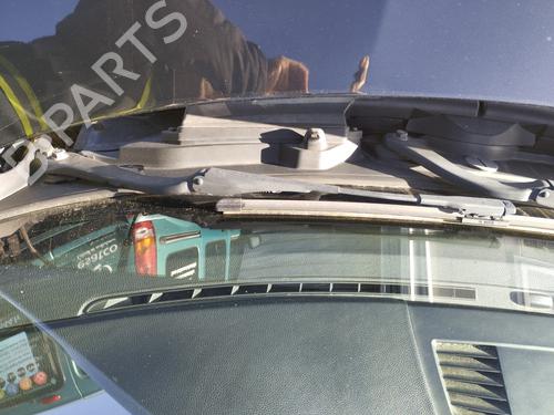 front-windshield-wiper-arm-bmw-3-touring-e91-2004-2005-2006-2007-2008-2009-2010-2011-2012-33218630 main image