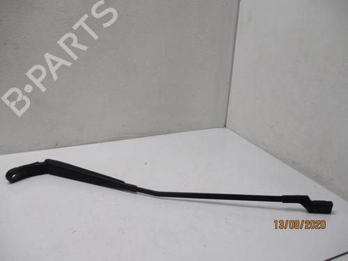 Used Front windshield wiper arm PEUGEOT 3008 I MPV (0U_) 1.6 HDi (114 hp) 27061258