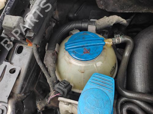 Used Expansion tank VW GOLF PLUS V (5M1, 521) 1.9 TDI (105 hp) 27086901