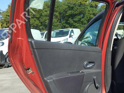 Dør venstre bagtil Dør venstre bagtil RENAULT CLIO III (BR0/1, CR0/1) 1.5 dCi (BR17, CR17) (86 hp) 27399111 27399111