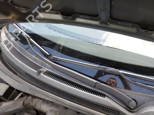 Used Front windshield wiper arm HYUNDAI i10 I (PA) 1.2 (78 hp) 29371279