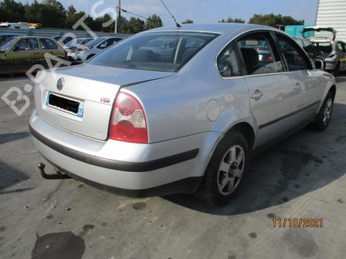 Left front fog light VW PASSAT B5.5 (3B3) 1.9 TDI | BP27048267C30  - Image 11