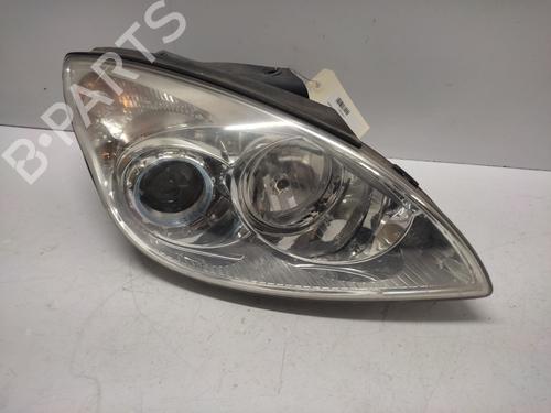 Used Right headlight Right headlight HYUNDAI i30 Estate (FD) 1.6 CRDi (90 hp) 28153487 28153487