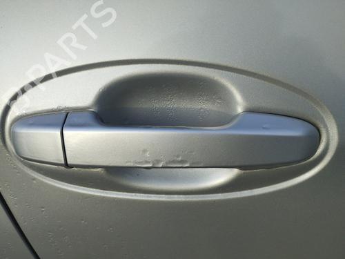 front-right-exterior-door-handle-toyota-yaris-_p13_-2010-2011-2012-2013-2014-2015-2016-2017-2018-2019-2020-31216424 main image