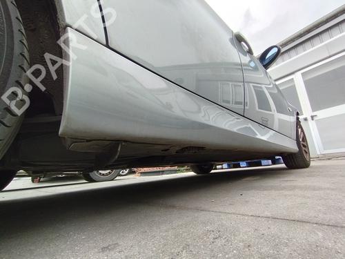 Used Right sideskirt BMW 3 (E90) 320 d (177 hp) 28134440