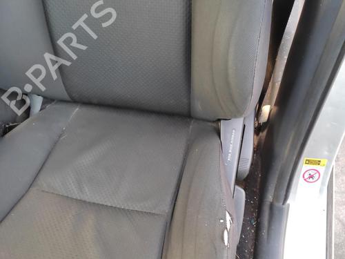 Left front seat TOYOTA COROLLA Verso (ZER_, ZZE12_, R1_) 2.2 D-4D (AUR10_, AUR10R) | BP27052618C15 