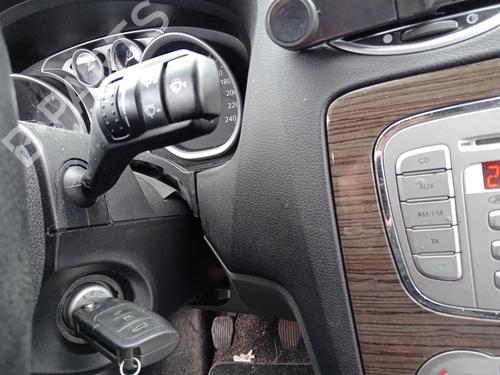 Used Steering column stalk Steering column stalk FORD FOCUS II (DA_, HCP, DP) 1.6 TDCi (90 hp) 27068462 27068462