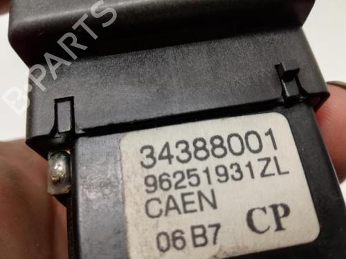 Used Switch Switch PEUGEOT 605 (6B) 2.5 Turbo Diesel (129 hp) 27056415 27056415