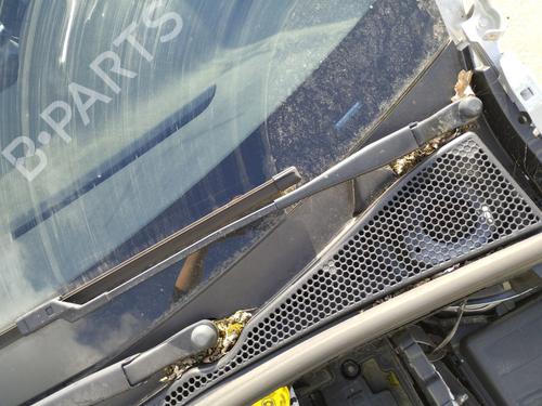 Used Front windshield wiper arm PEUGEOT 208 I (CA_, CC_) 1.2 VTI 82 (82 hp) 29176184