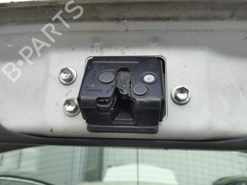 Used Tailgate lock TOYOTA YARIS (_P9_) 1.4 D-4D (NLP90_, NLP90R) (90 hp) 32135448