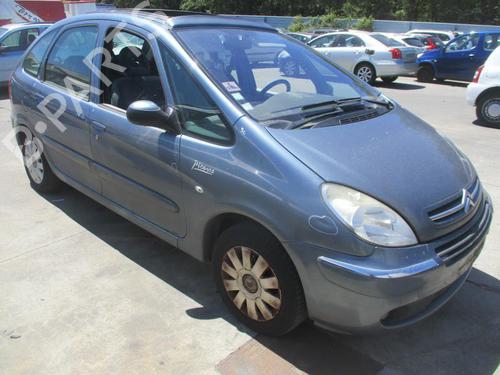 Left front fog light CITROËN XSARA PICASSO (N68) 1.6 HDi | BP27066712C30 