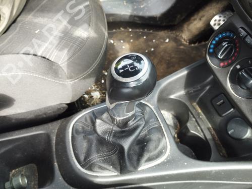Used Gear lever OPEL CORSA E (X15) 1.4 (08, 68) (90 hp) 27048844