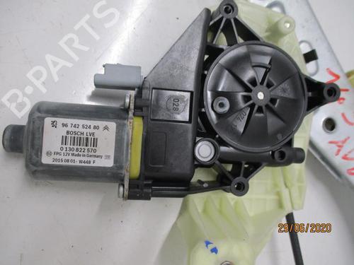 Used Front right window mechanism Front right window mechanism CITROËN C4 CACTUS 1.2 VTi 82 (82 hp) 27056100 27056100