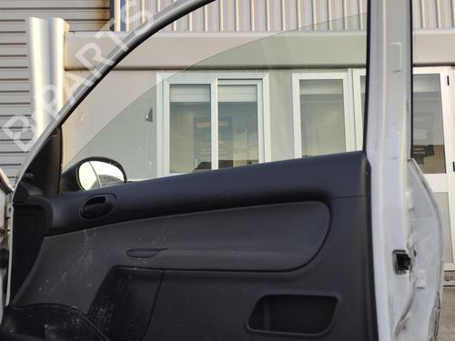 right-front-door-peugeot-206-2l_-2m_-2009-2010-2011-2012-2013-30903694 main image