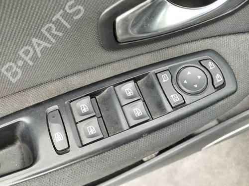 Used Left front window switch Left front window switch RENAULT SCÉNIC III (JZ0/1_) 1.5 dCi (110 hp) 35898455 35898455