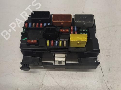 Zekeringkast PEUGEOT 207 (WA_, WC_) 1.4 HDi (68 hp) 29969223