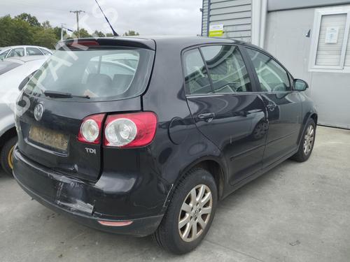 Used Rear axle VW GOLF PLUS V (5M1, 521) 1.9 TDI (105 hp) 27069044
